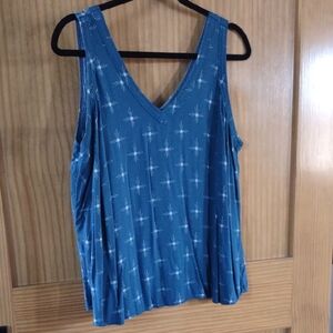 Torrid Blue Star Pattern Tank Top
